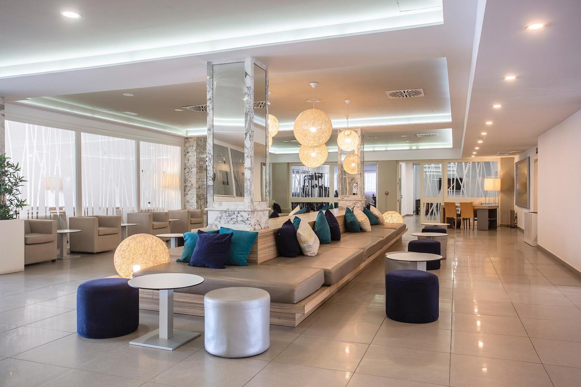 Bq Delfin Azul Hotel